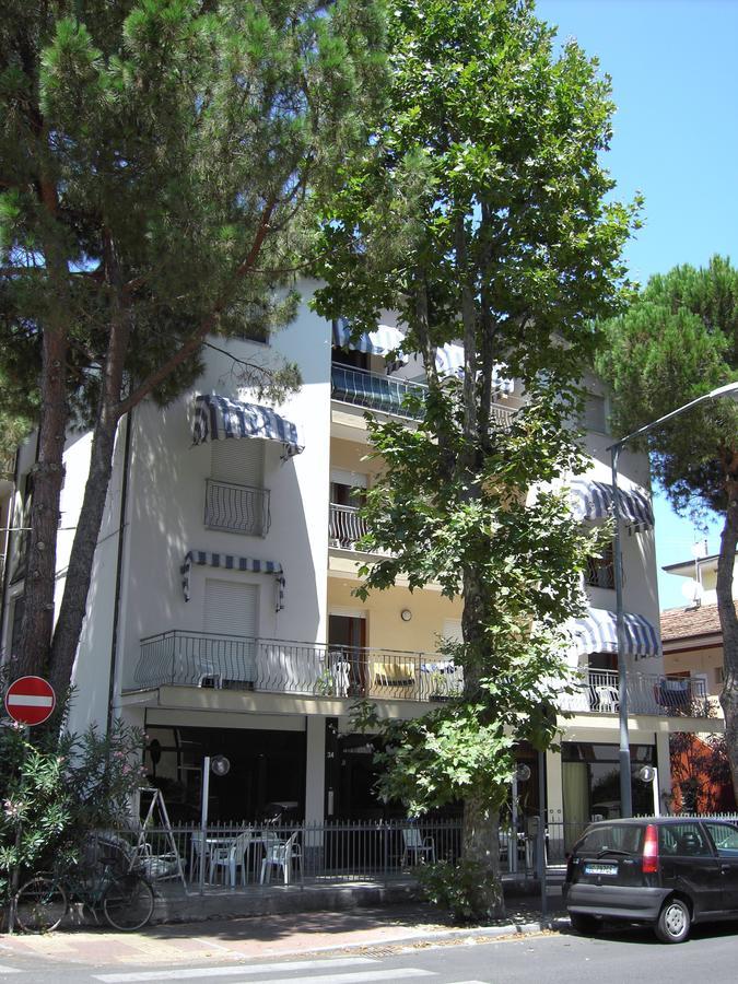 Residence Monaco Appartamenti Rimini Exteriér fotografie