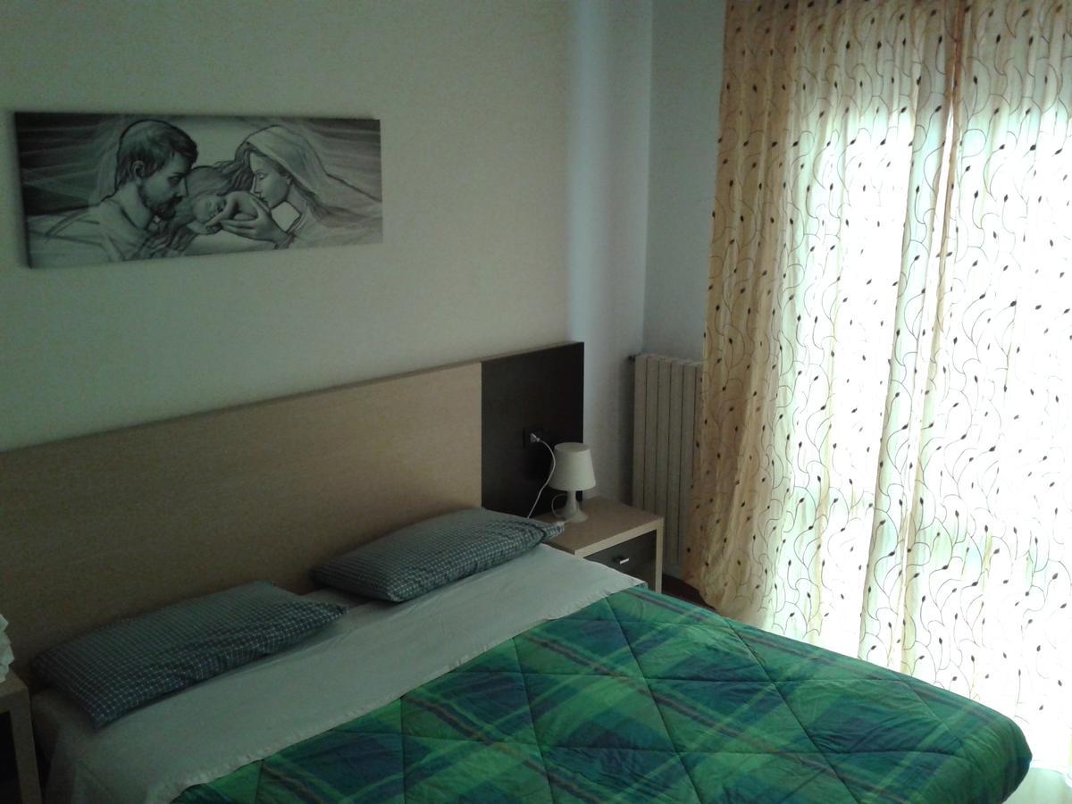 Residence Monaco Appartamenti Rimini Pokoj fotografie